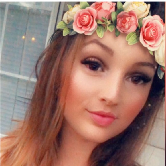 lara_isis